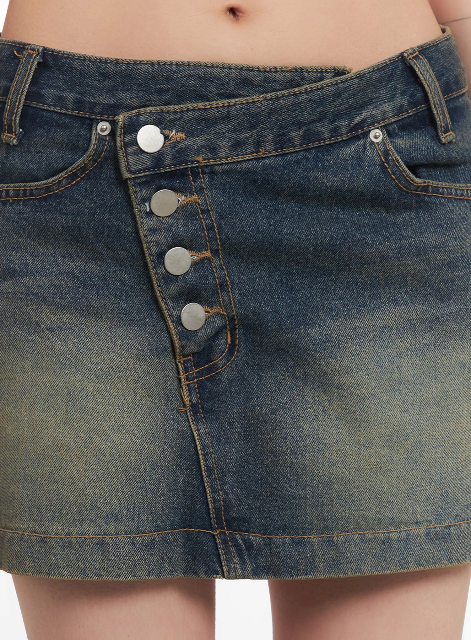 Slanted-Button Low-Rise Denim Skirt IC503
