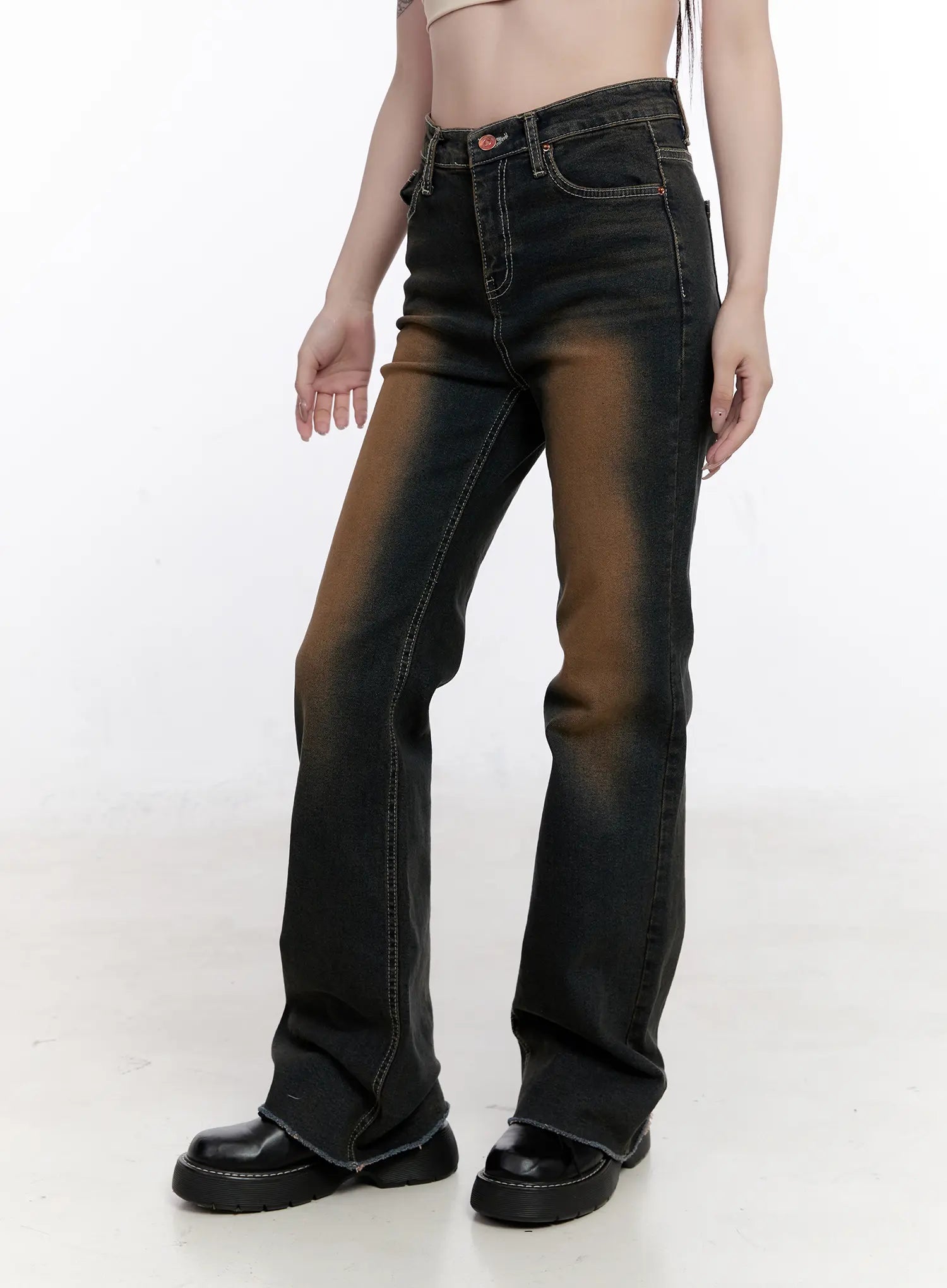 Dalia Vintage Washed Flare Jeans CO501