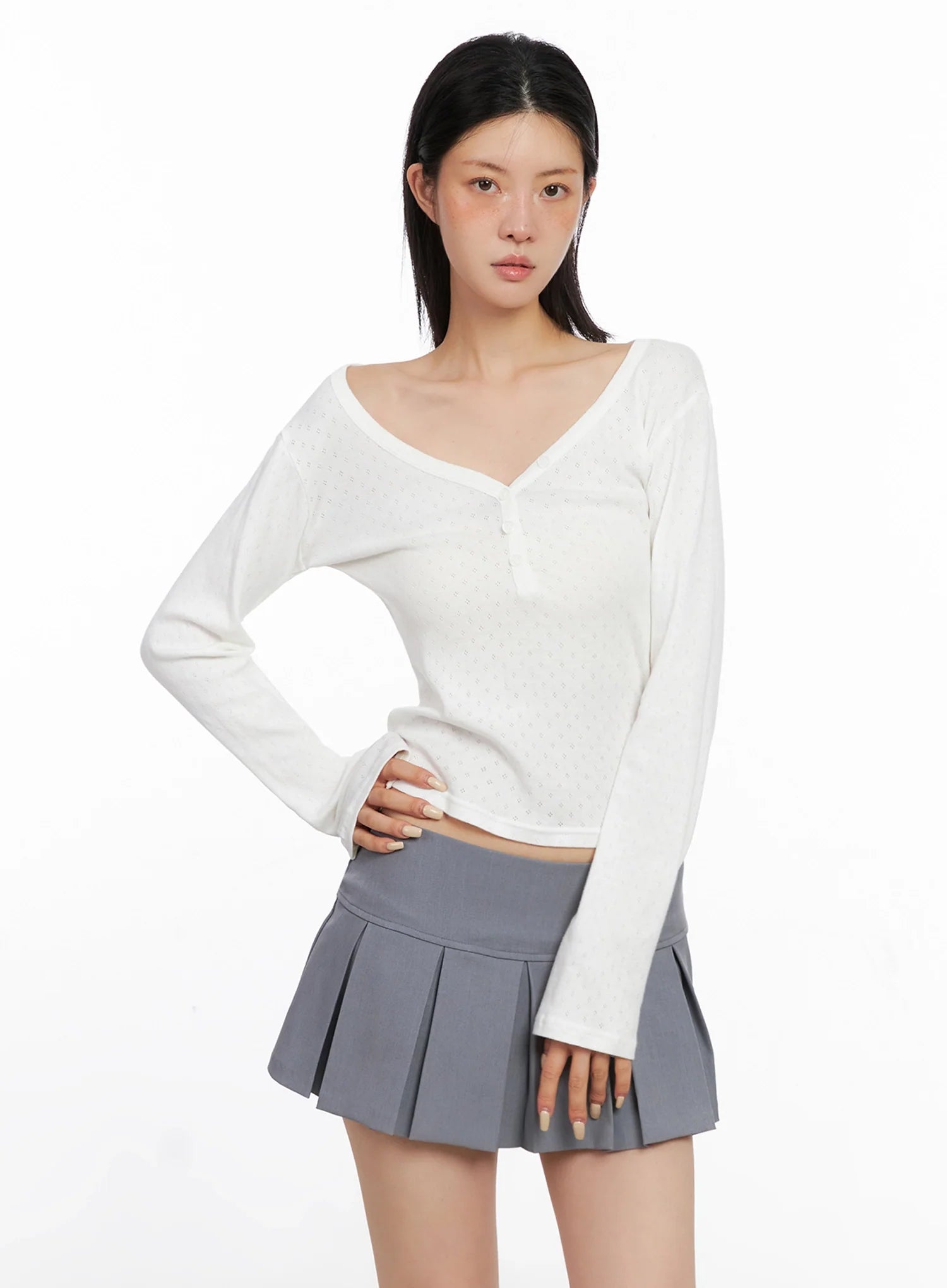 V-Neck Eyelet Long Sleeve Top IS515