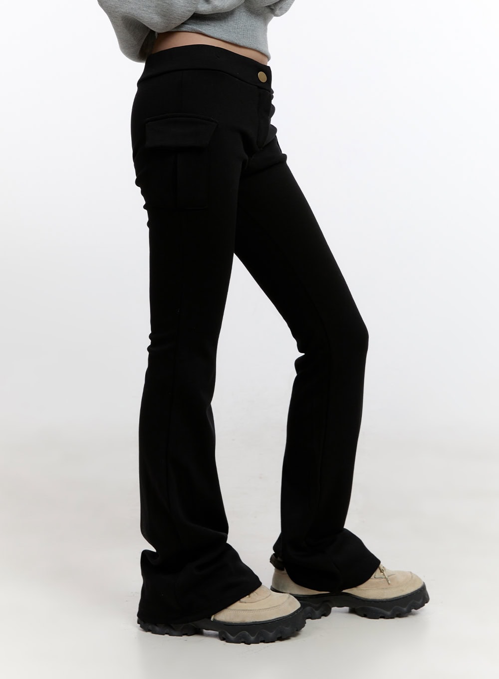 Slim Fit Low Waist Cargo Pocketed Pants CN425
