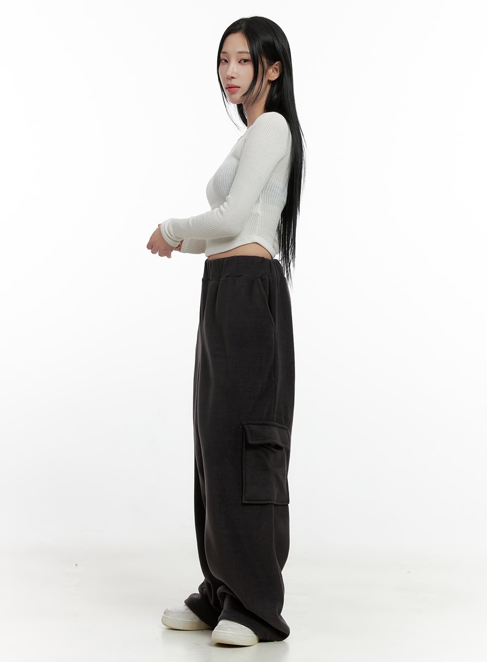 Long Sleeve Round Neck Crop Top CN408