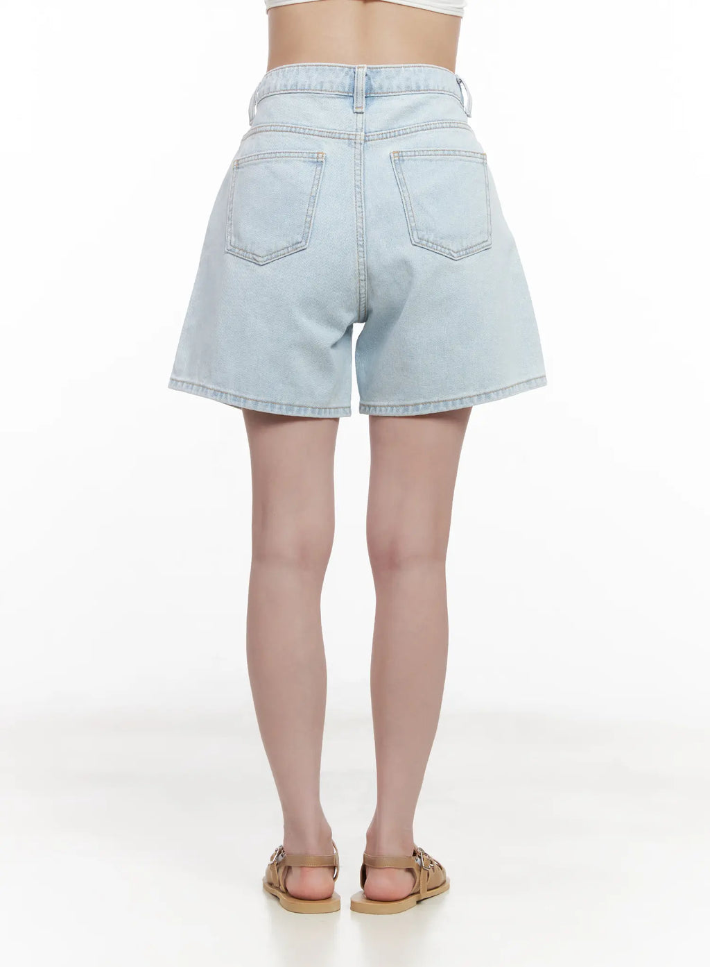 Casual Light-Wash Denim Shorts CL516