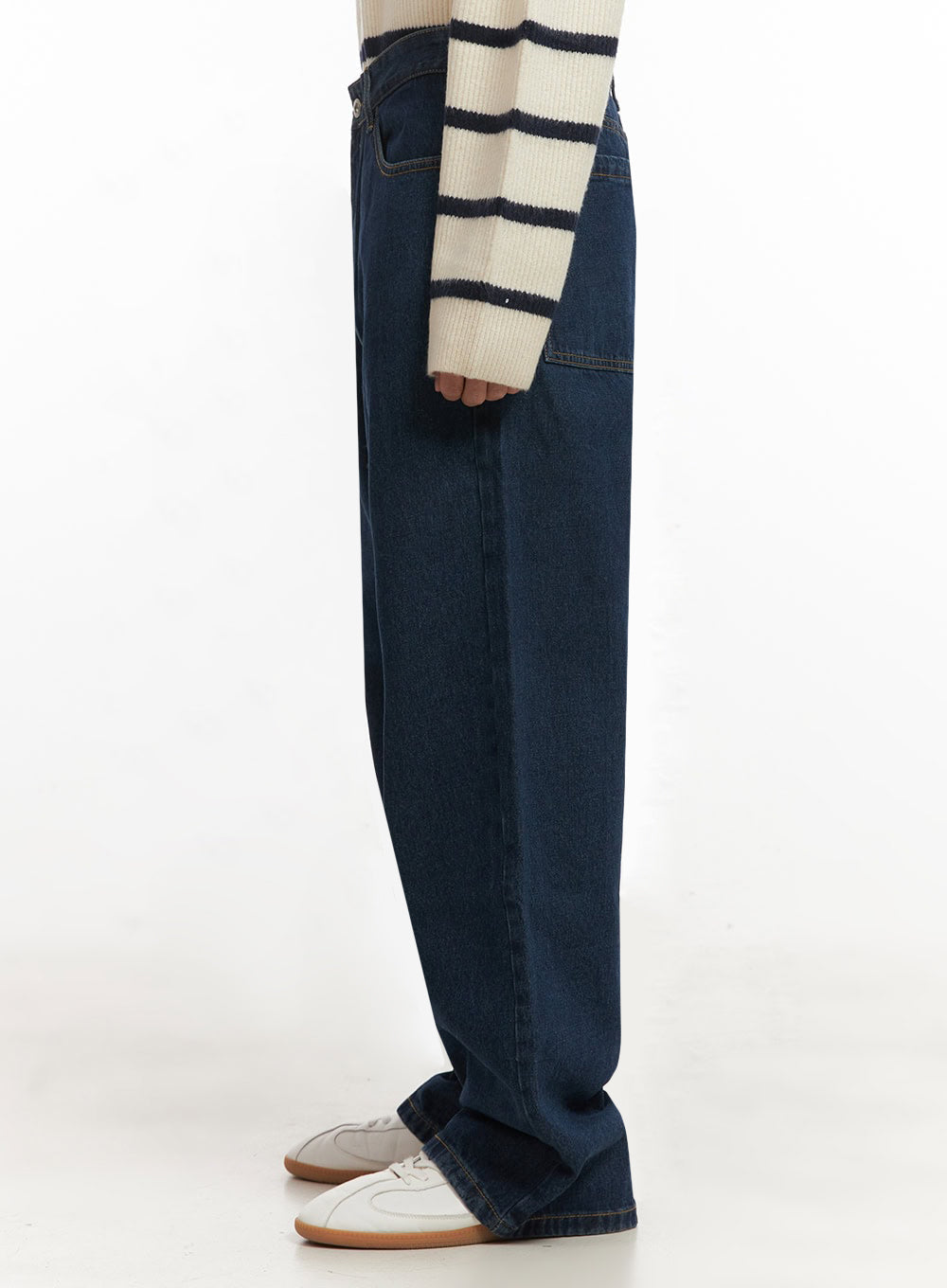 Men's Wide-Fit Solid Denim Jeans ID431