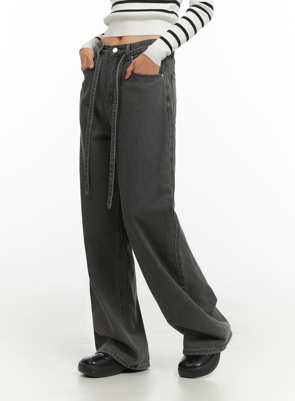 Emery Cotton Strap Baggy Jeans IO409