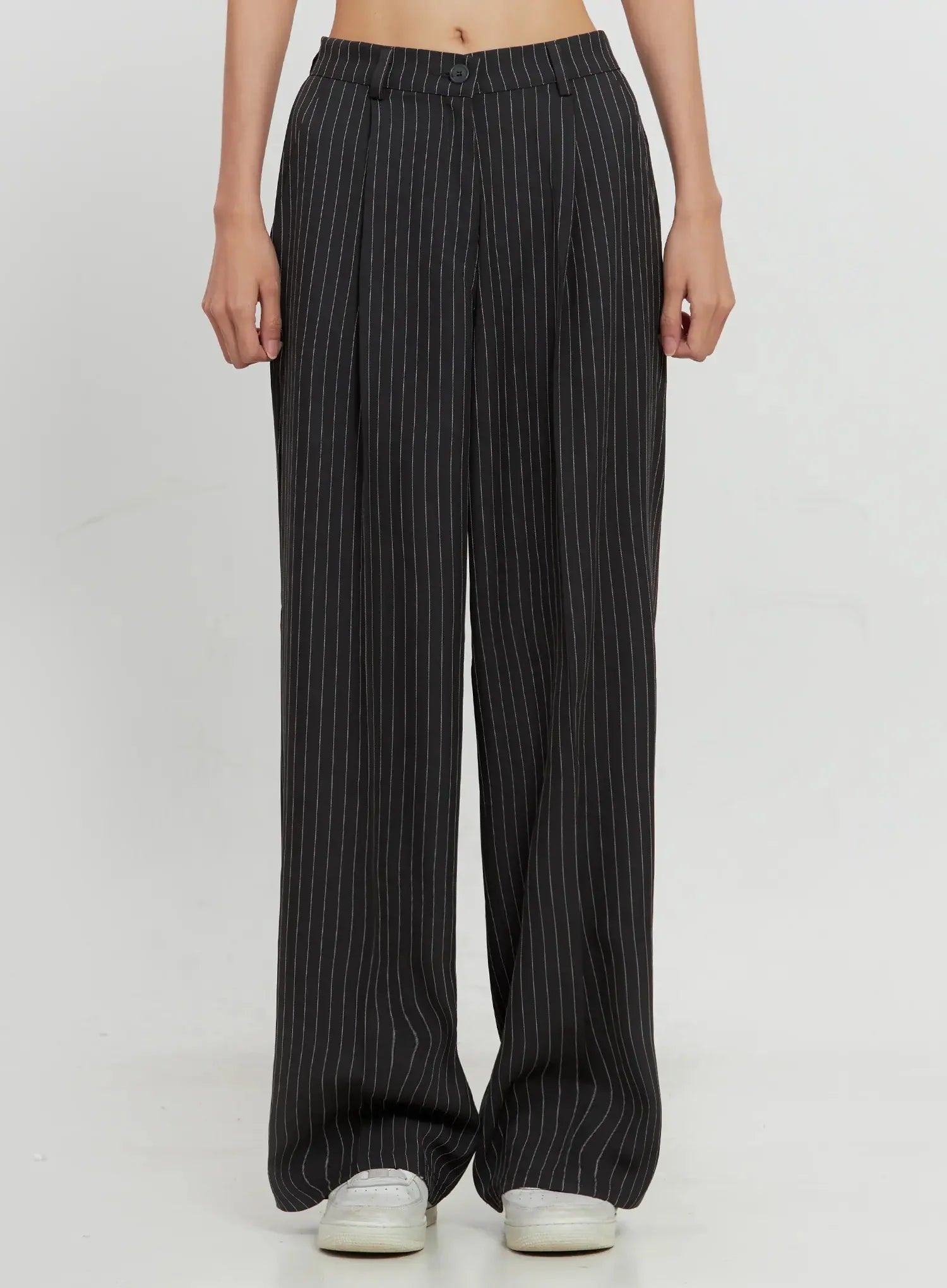 Pinstripe Wide-Leg Trousers IL528