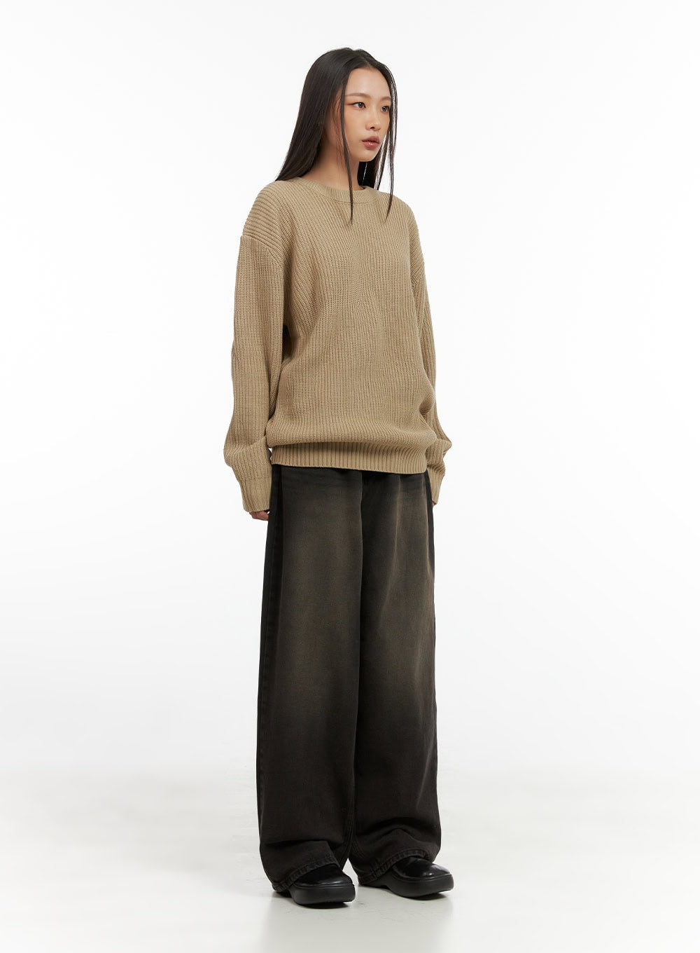 Mabel Buckle Washed Wide-Leg Jeans CO424