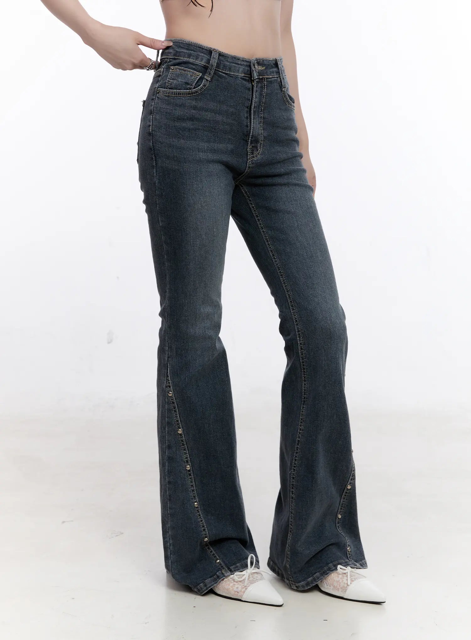 Amiyah Studded Flare Jeans CS530