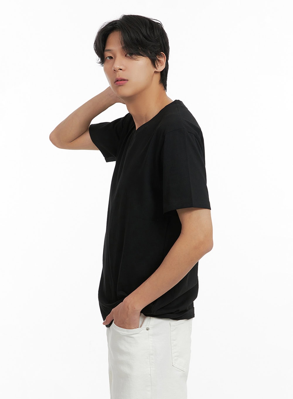 Men's Basic V-Neck T-Shirt (Black) IY402