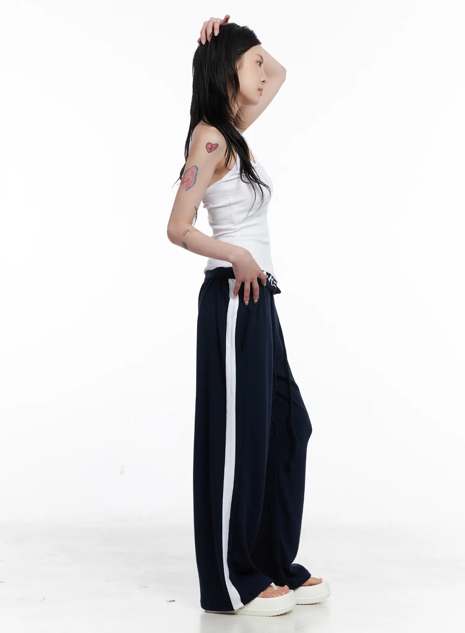 V-Neck Ring Detail Tank Top CS526