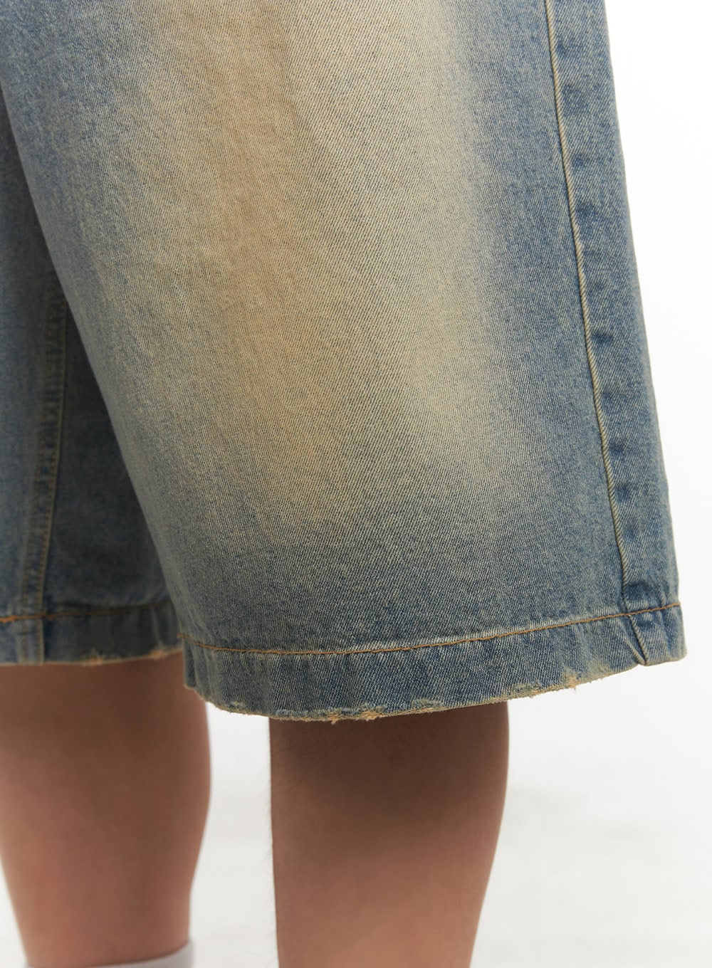 Men's Washed Wide-Fit Jorts IA518