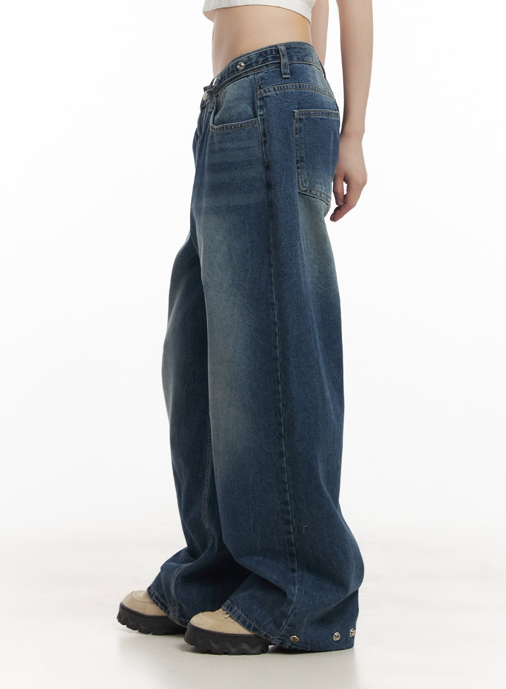 Bri Oversized Buttoned Baggy Jeans CF518