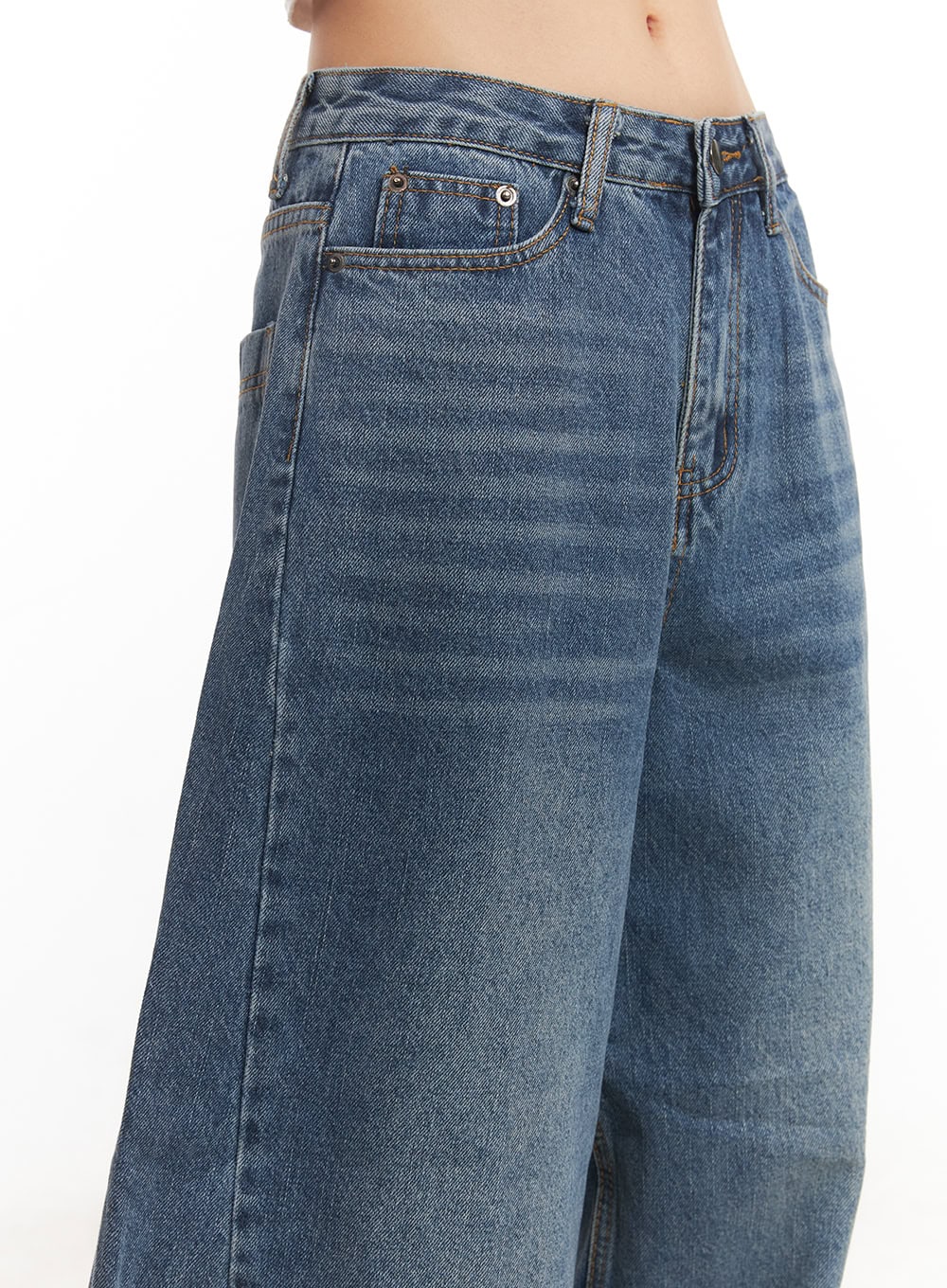 Helley Stitched Baggy Jeans CA503