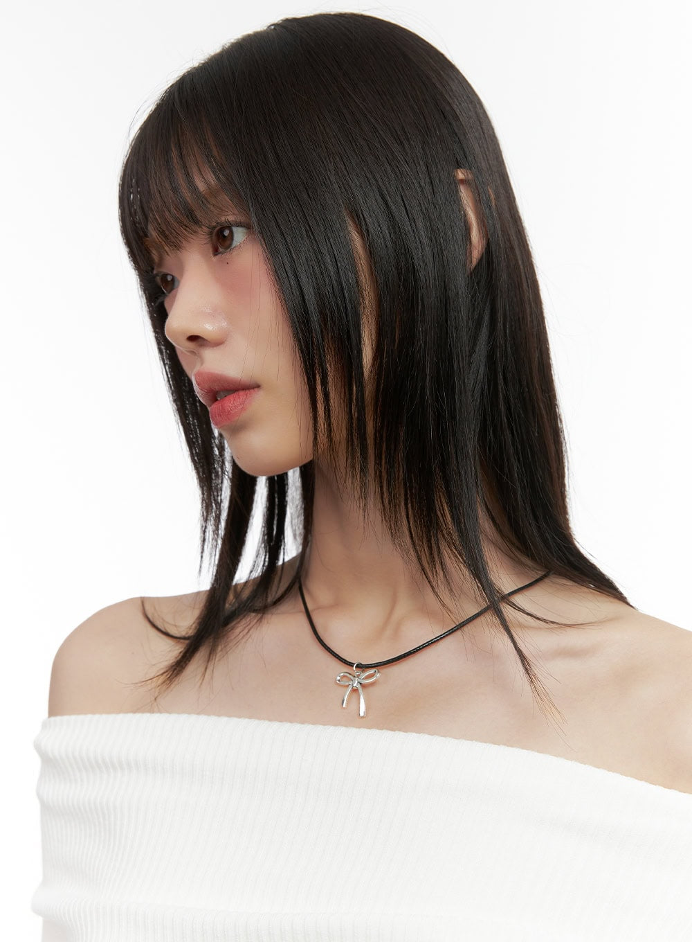 Ribbon Black Necklace IO418
