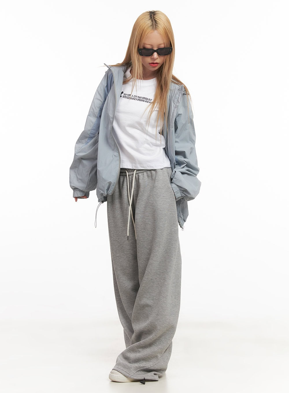 Essential Wide-fit Sweatpants CM505