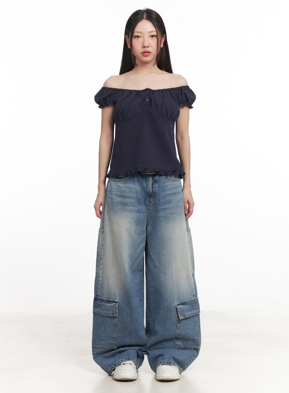 Heather Cargo Washed Wide-Leg Jeans IM528