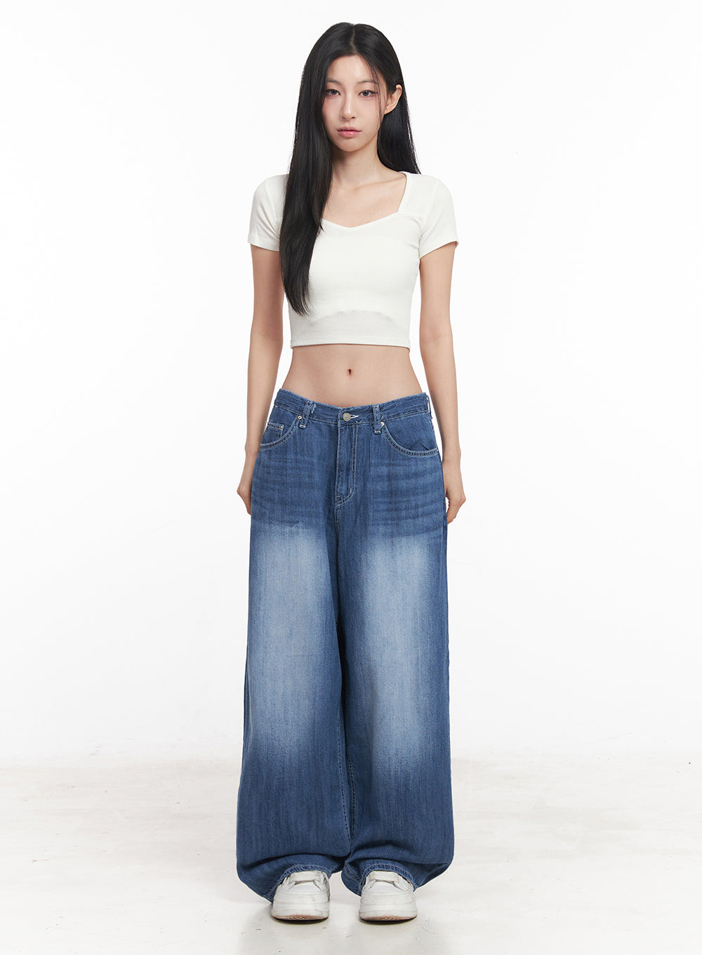 Heart-Neck Crop Top IY516