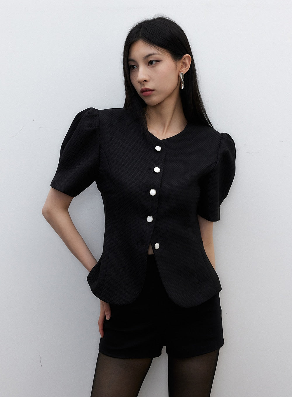 Slim Fit Shorts IY326