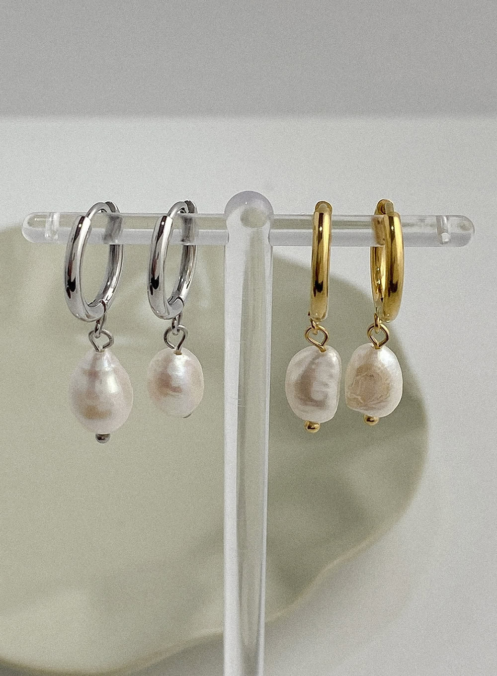 Core Faux Pearl Earrings IA517