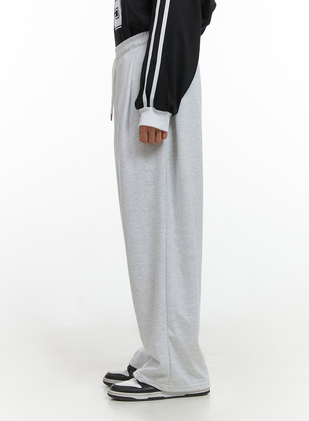 Men's Pintuck Wide Fit Sweatpants IO420