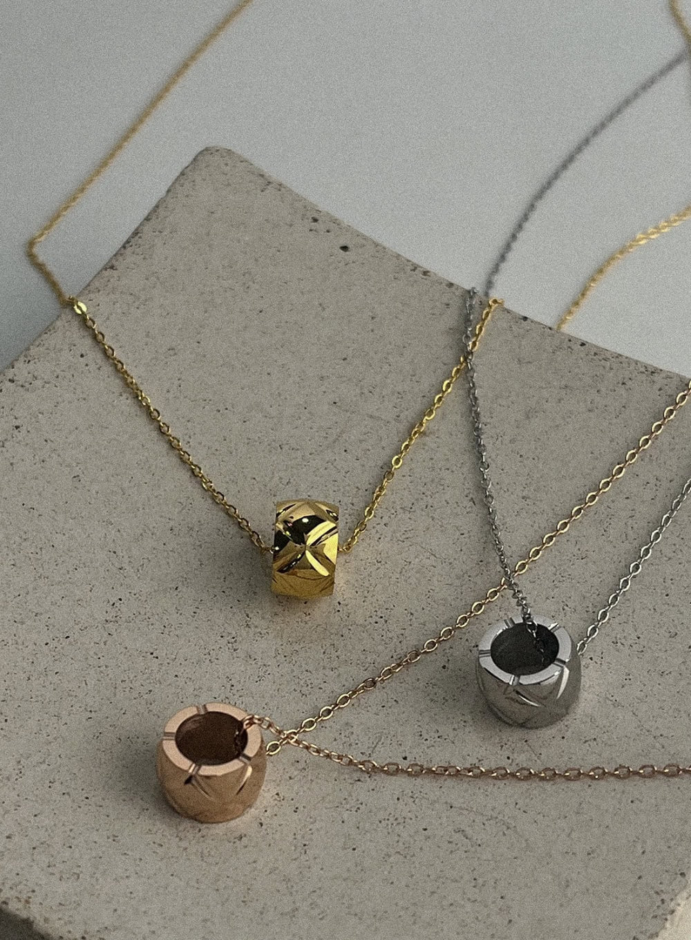 Bold Ring Necklace IL405