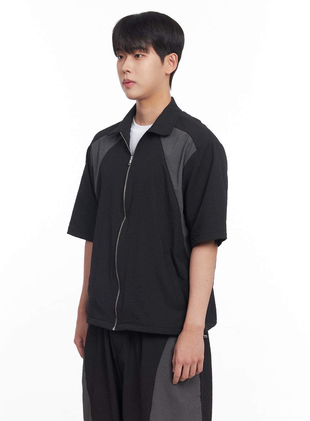 Men's Zip-Up Collared Half-Sleeve Shirt IY520