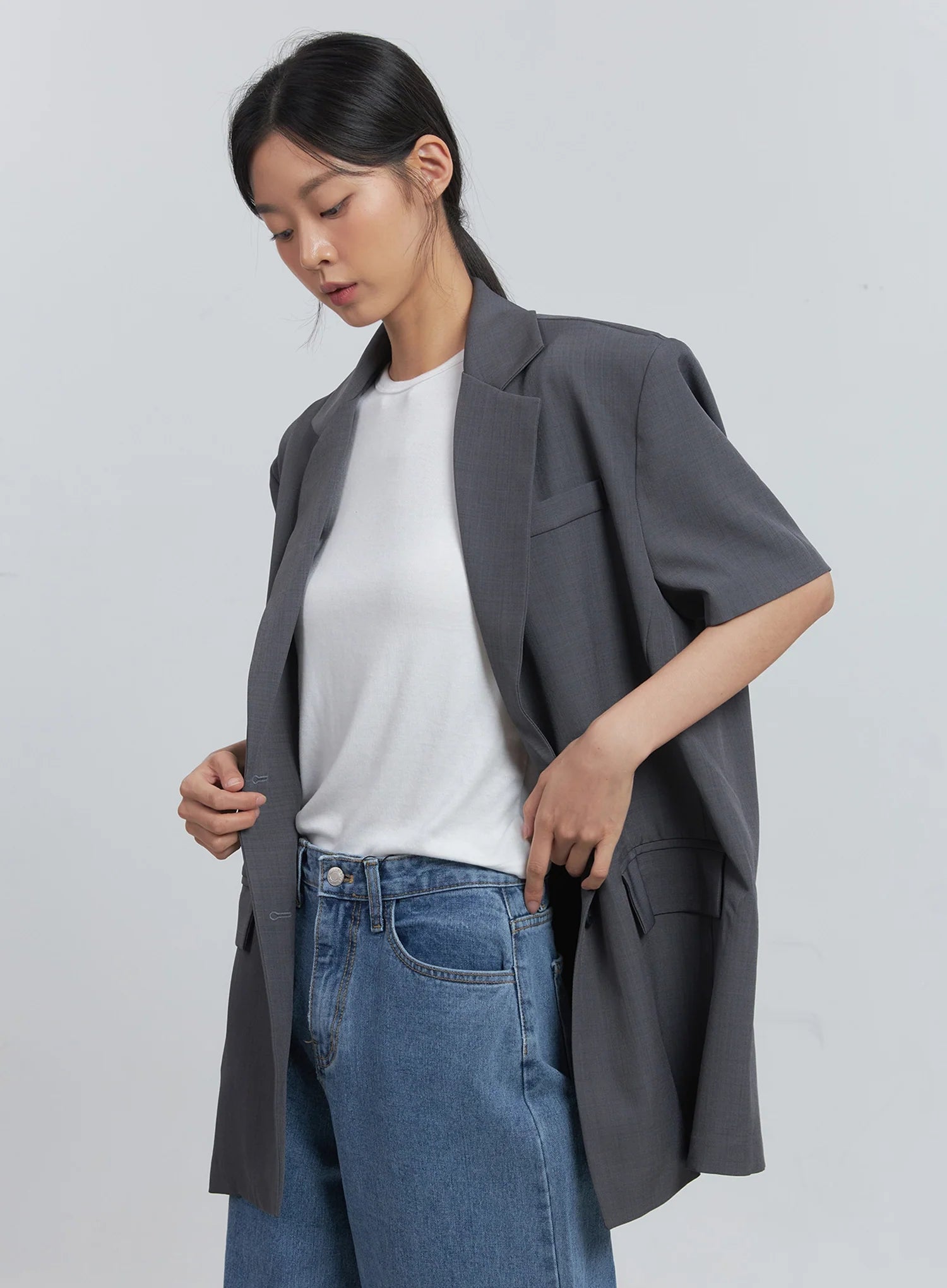 Basic Short-Sleeve Blazer (Dark Gray) IU512