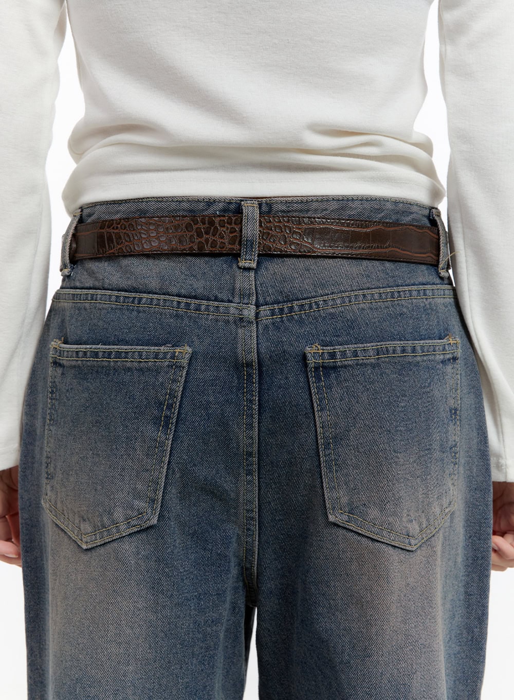 Sleek Faux Leather Belt CN420