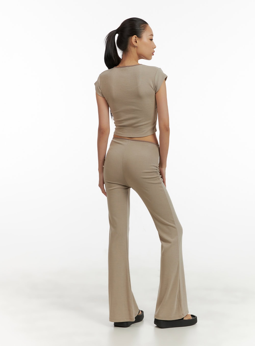 Ribbon Square Neck Crop Tee CU414