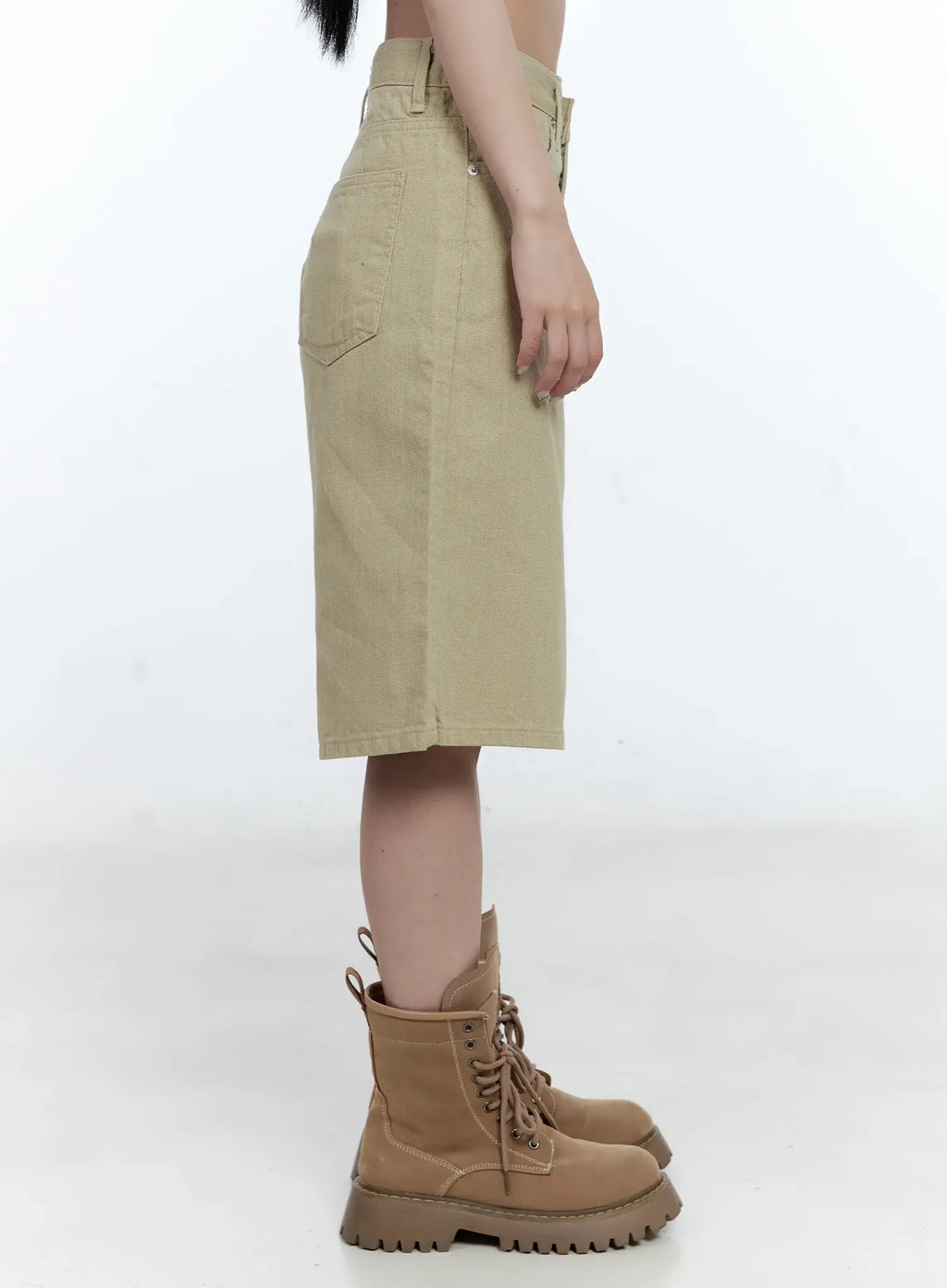 Wide-Leg Bermuda Shorts CG501