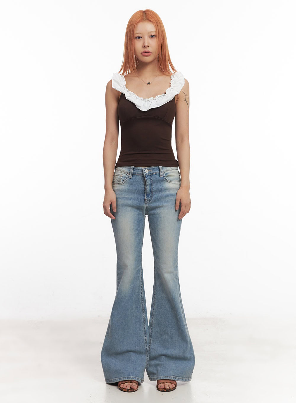 May Washed Flared Jeans IA515