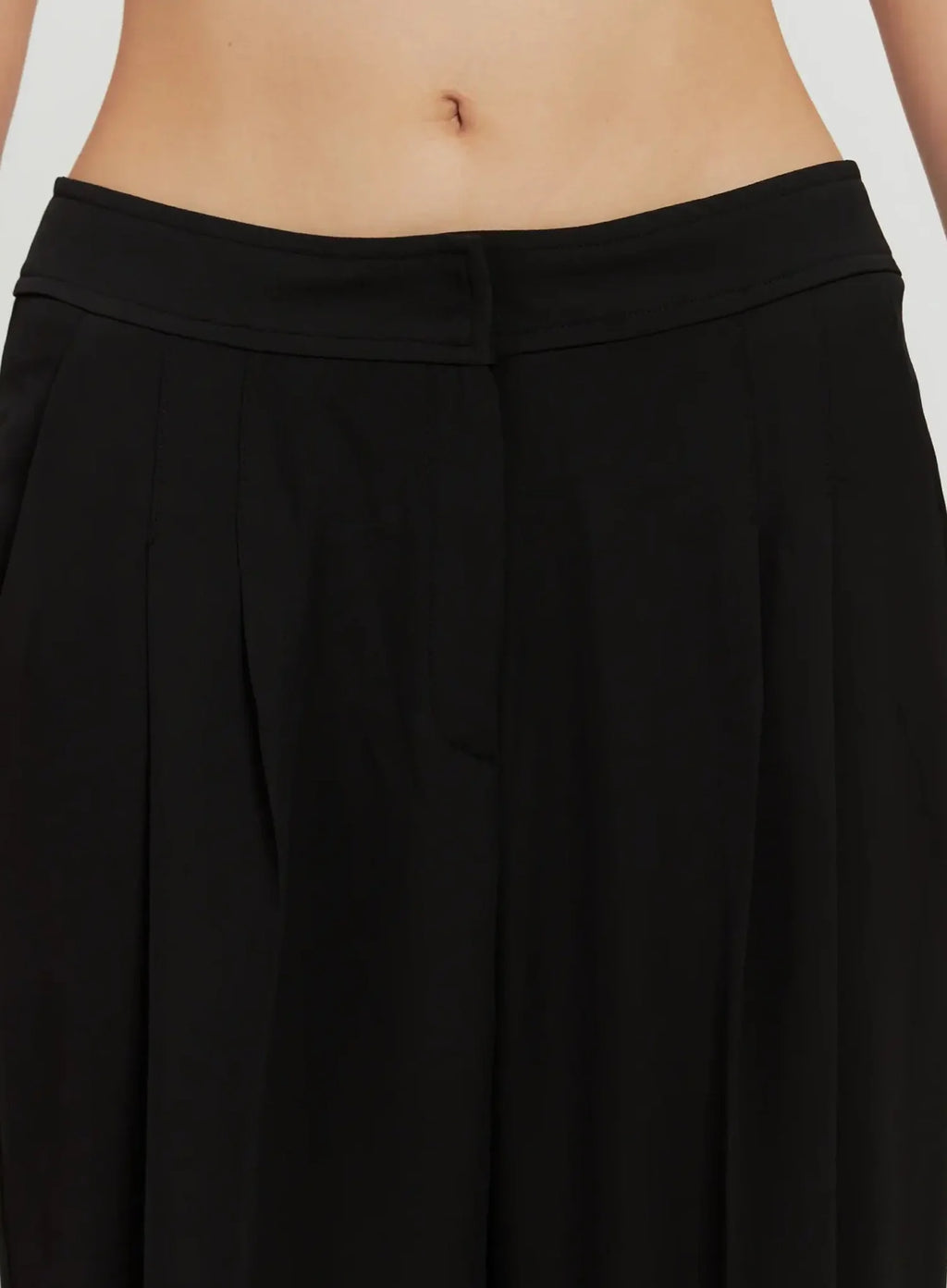 Chic Pintuck Wide-Leg Slacks IS516