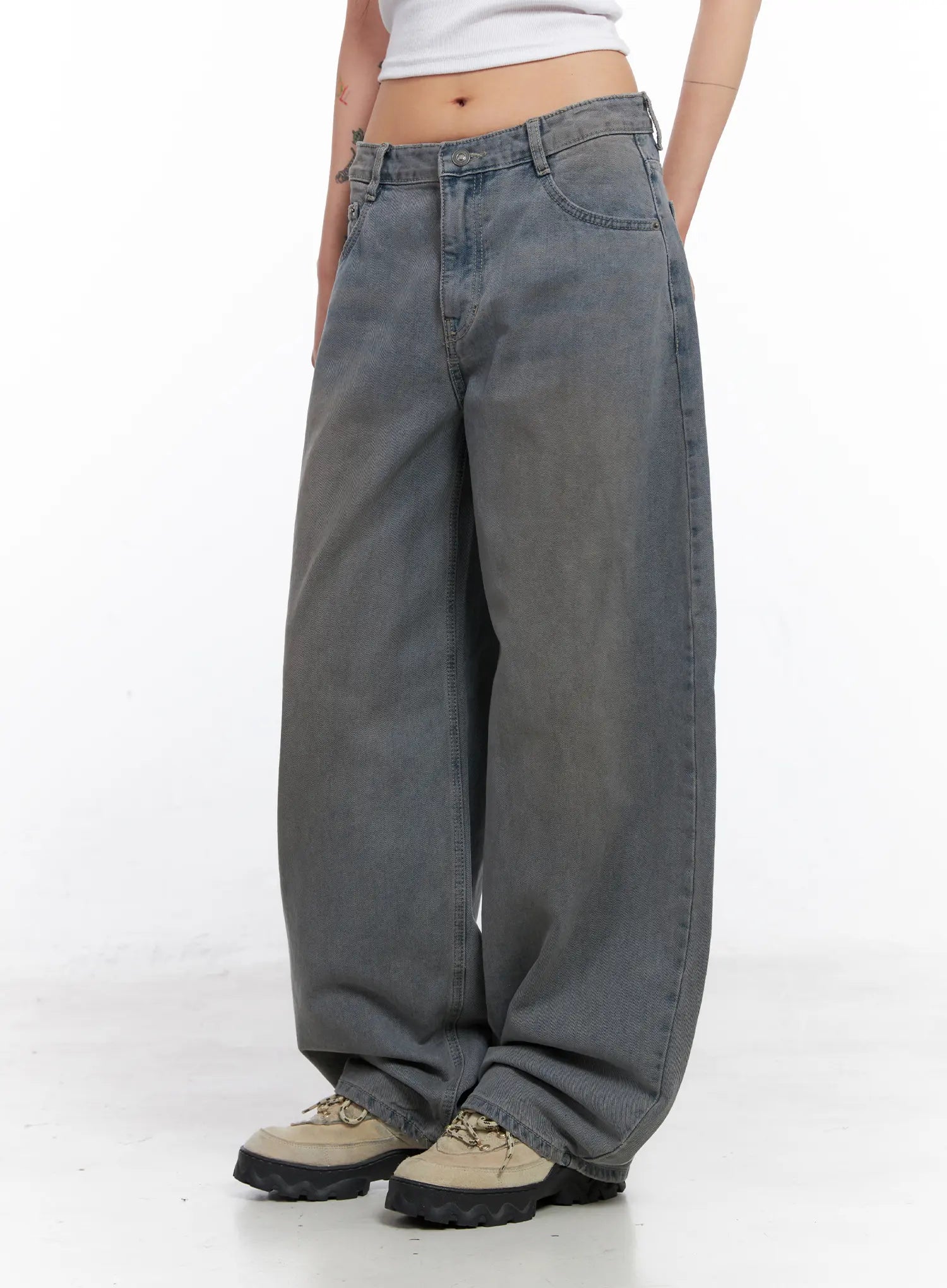 Elaina Vintage-Washed Baggy Jeans CC1809