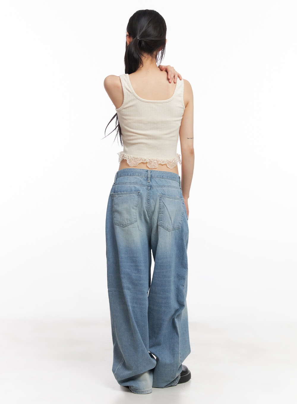 Elsa Washed Wide-Leg Jeans CY512