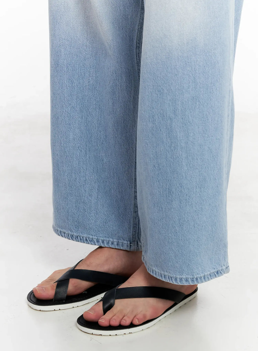 Men's Twist Strap Lightweight Sandals IG508