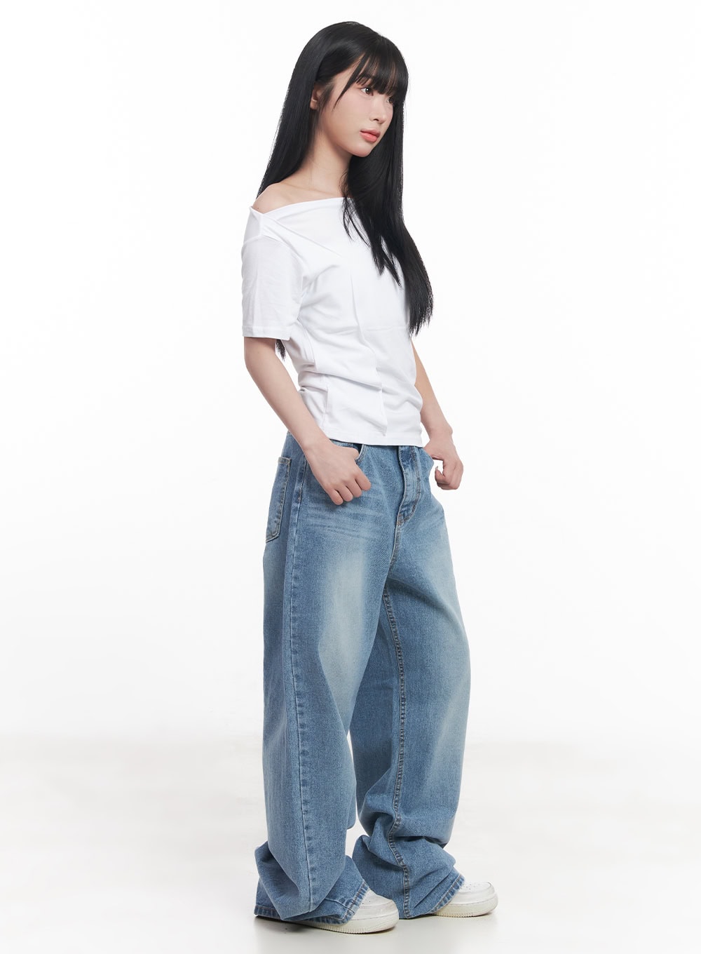 Essential Off-Shoulder Top CY527