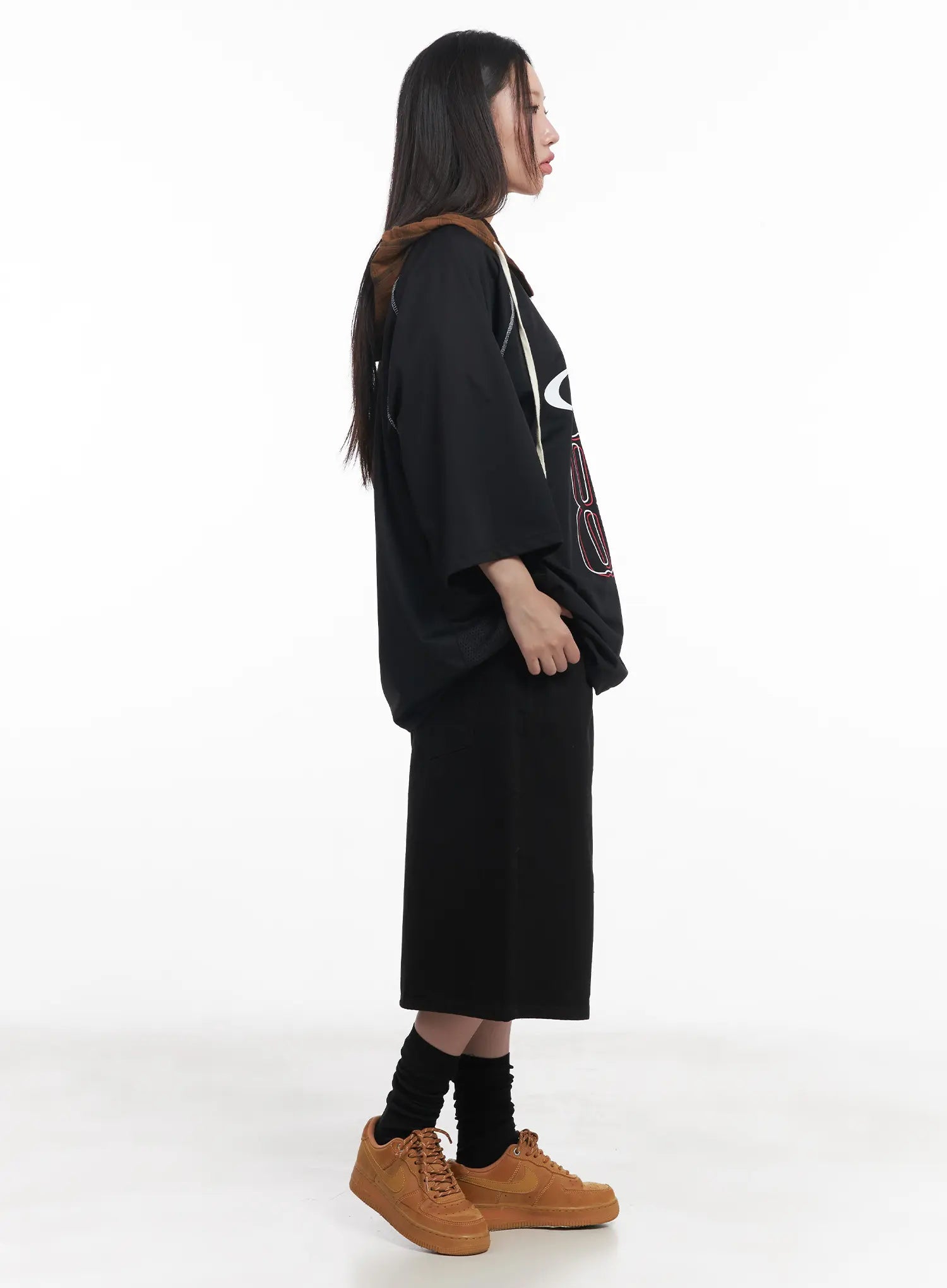 Oversized Graphic V-Neck Jersey CU517
