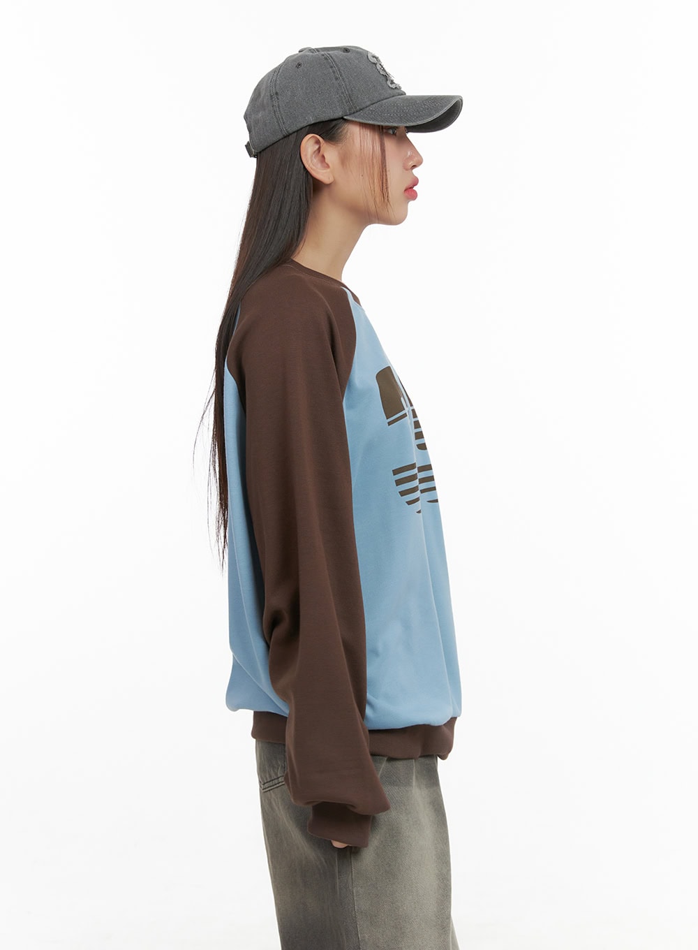 Graphic Raglan Cotton Sweatshirt CS404