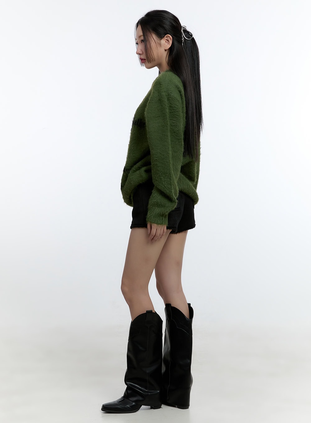 Wool-Blend Low-Rise Shorts CD424