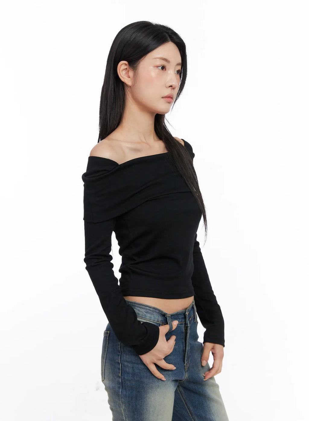 Off-Shoulder Crop Long Sleeve CC1809