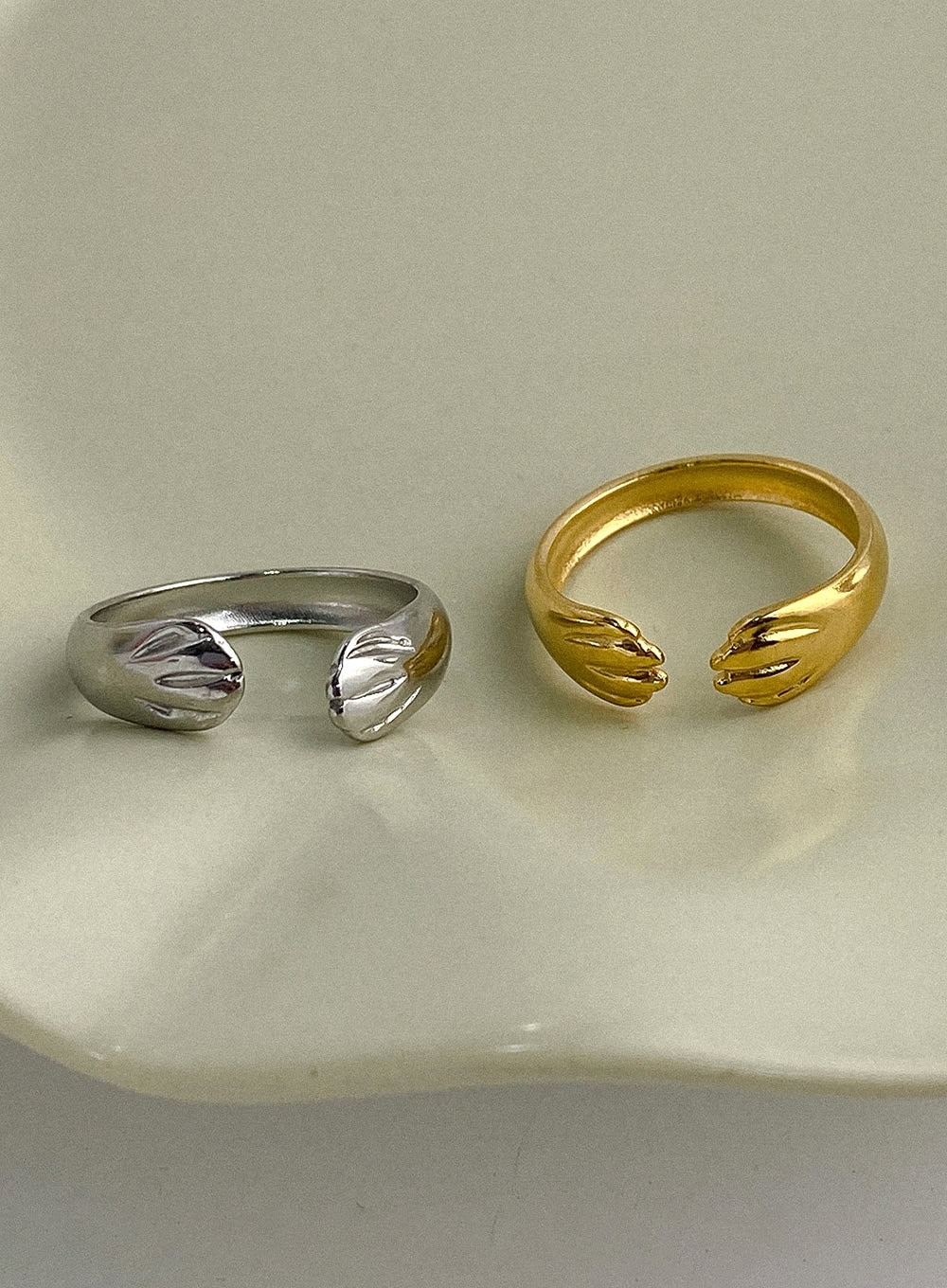 Dali Petite Mark Ring IA524