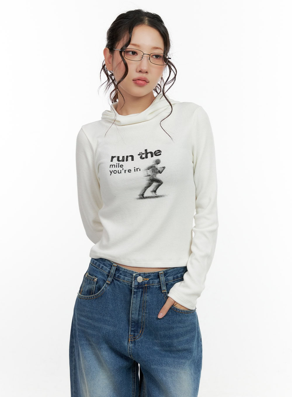 Slim Fit Graphic Hooded Long Sleeve Top CN401