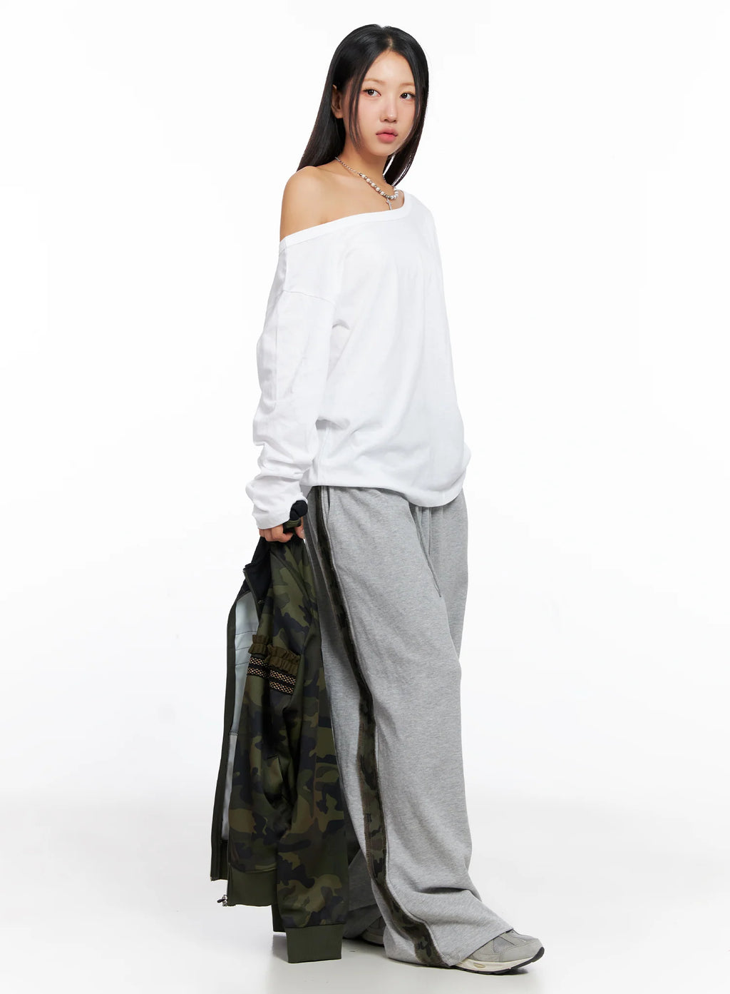 Relaxed Off-Shoulder Long Sleeve Top CO514