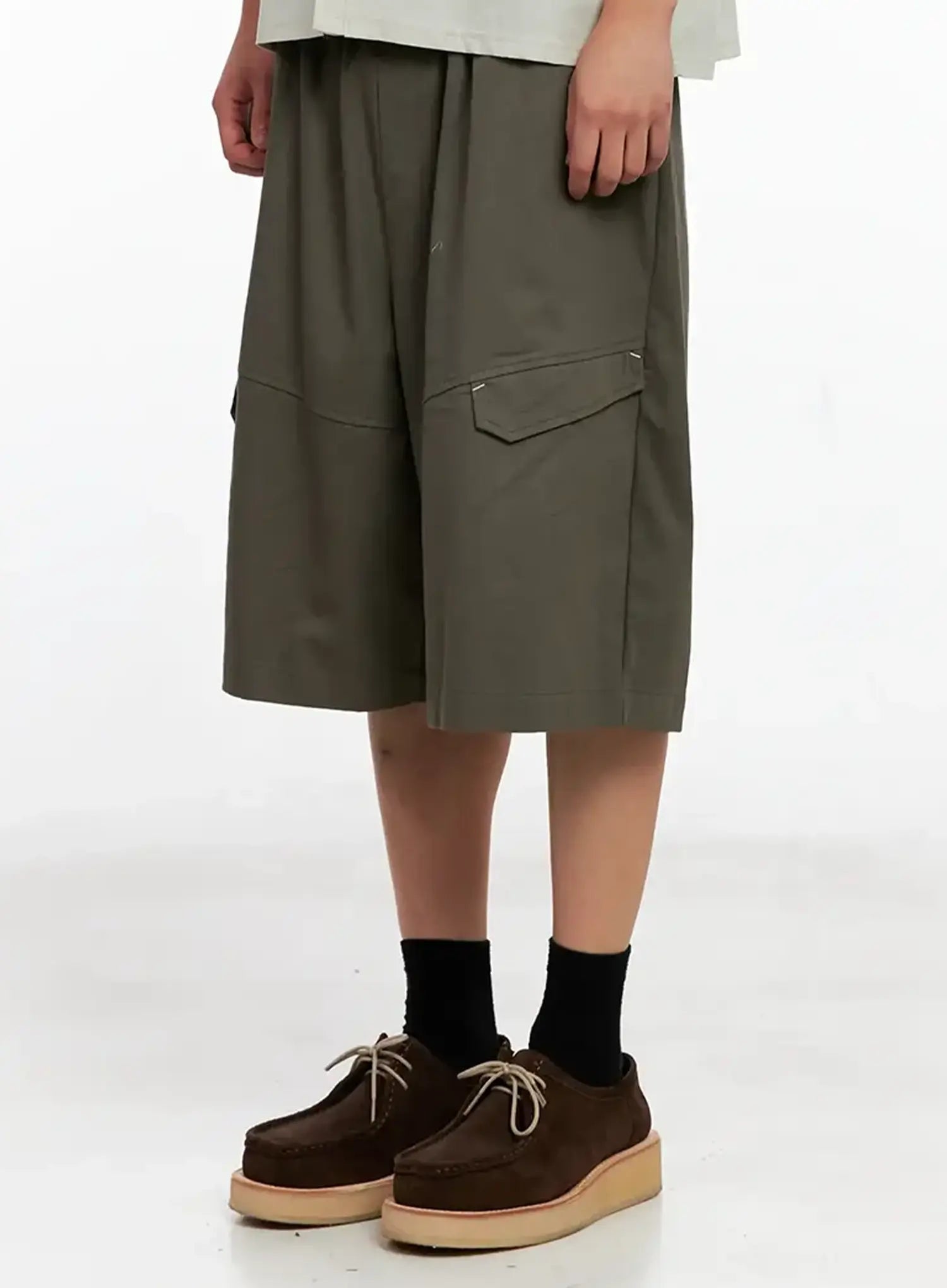 Men's Bermuda Cargo Shorts IG511