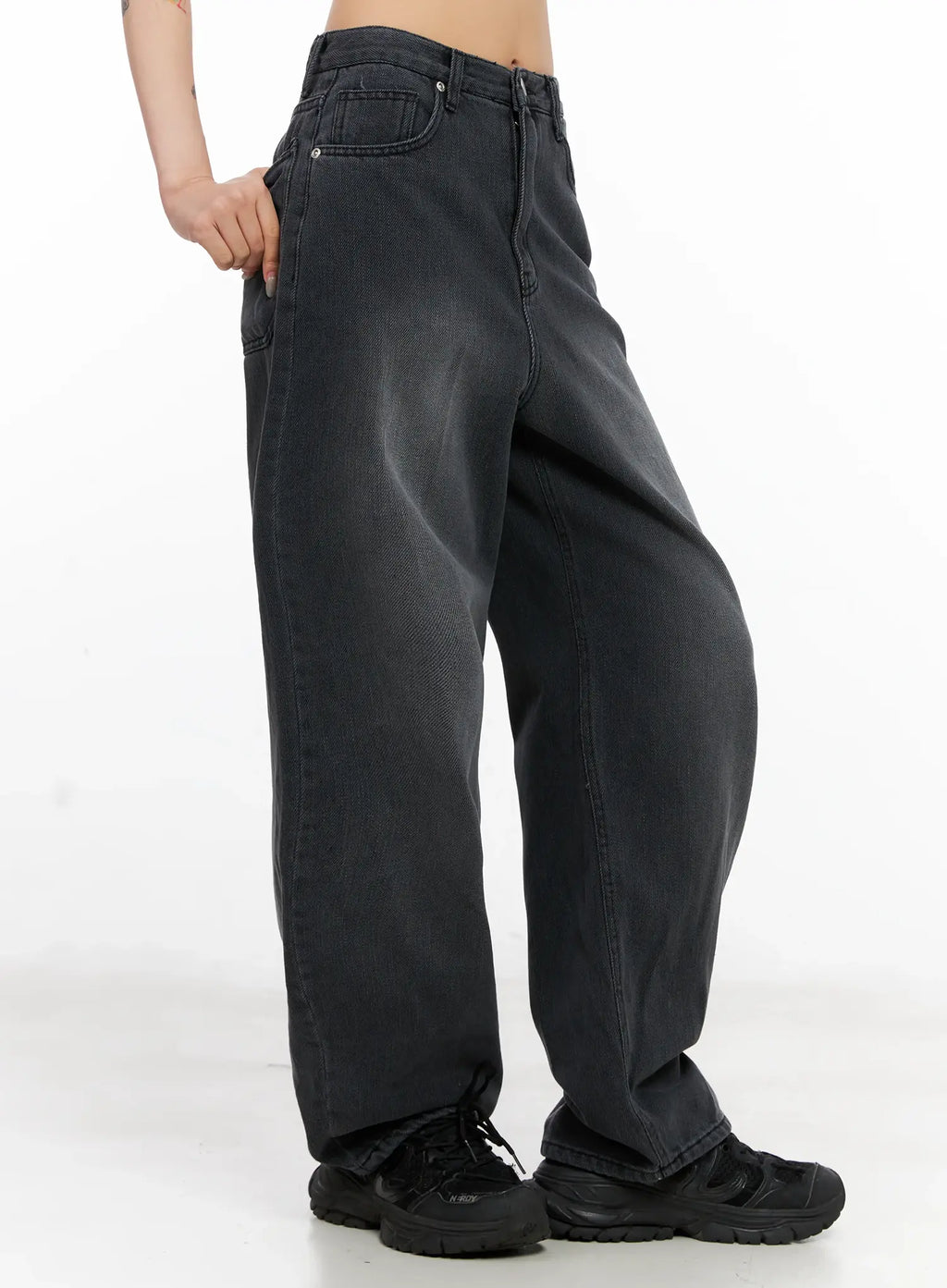 Sarang Washed Black Baggy Jeans CL528