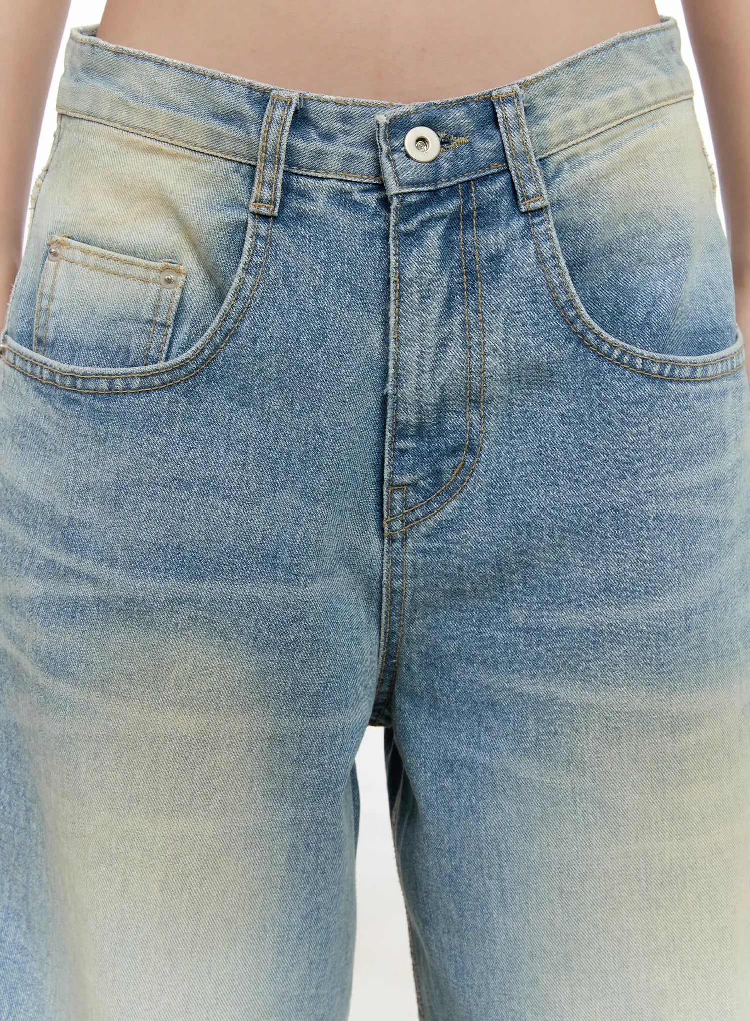 Naeun Distressed Baggy Jeans CL531