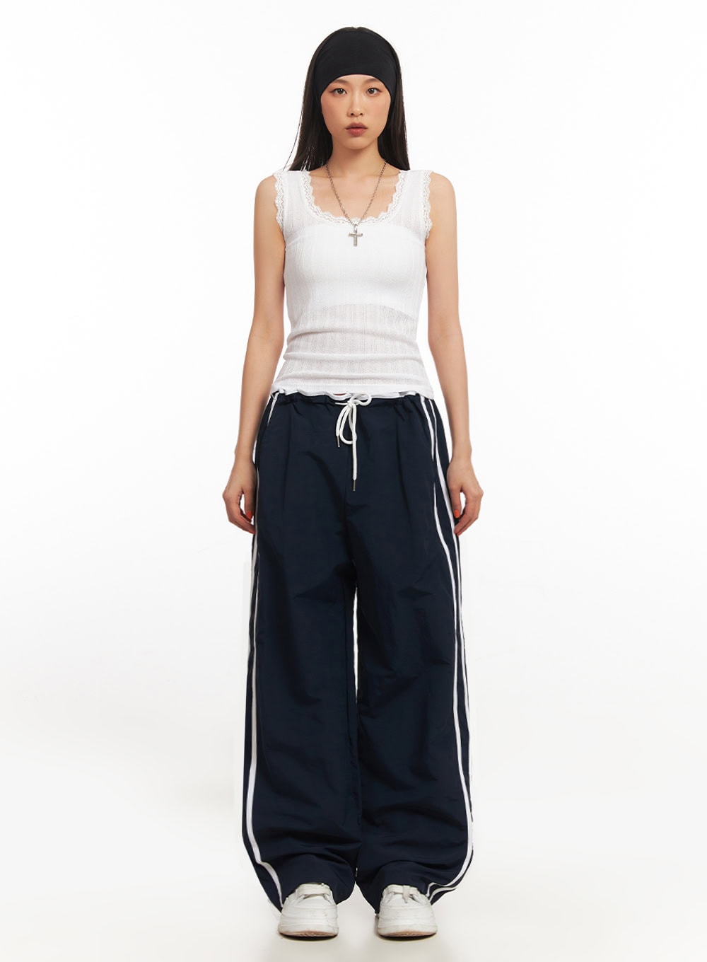 Lace-Trim Fitted Tank IA507