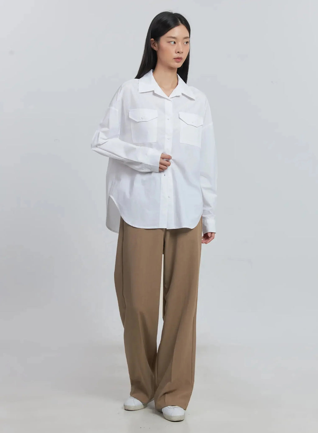 Classic Wide-Fit Slacks (Beige) IU512