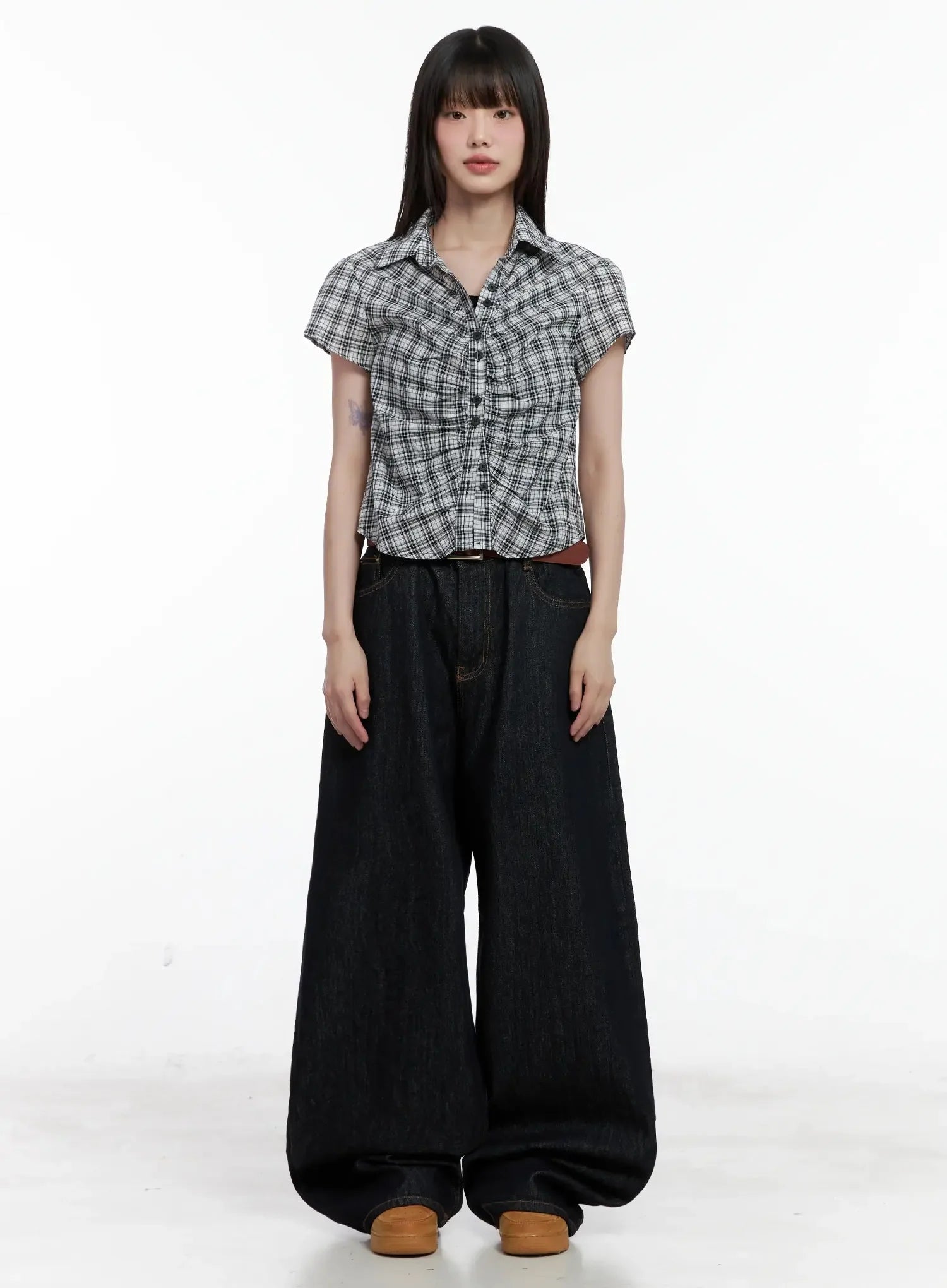 Shirred Plaid Button-up Blouse IL531