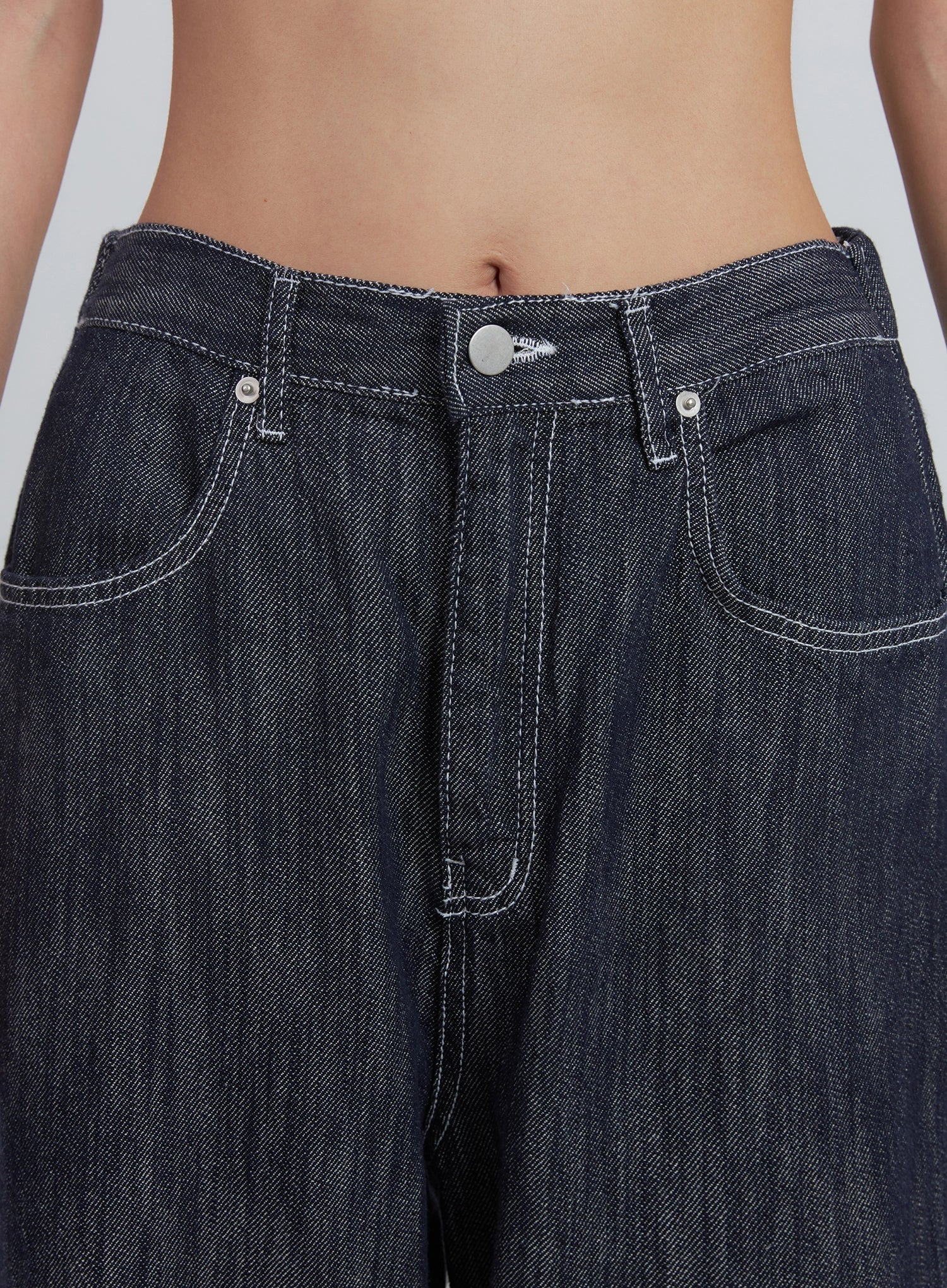 Kaylie Stitched Wide-Leg Jeans IU512