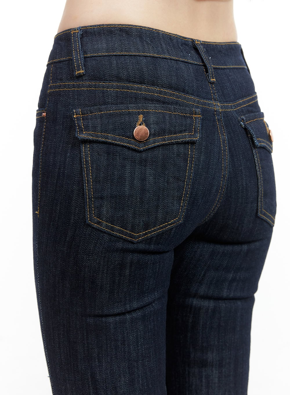 Lila Slim Fit Bootcut Jeans CG409